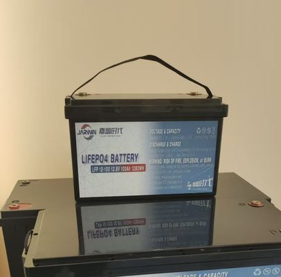 12V 12.8V 100Ah Baterai Lithium Penggantian asam timbal 16kg 1280wh 2000 Times DOD 100%